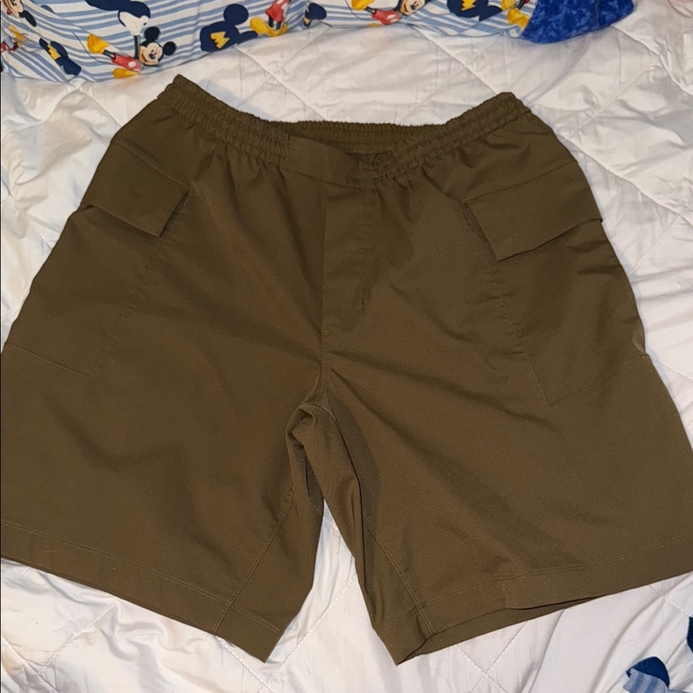 lululemon athletica Men's Tan Athletic Shorts